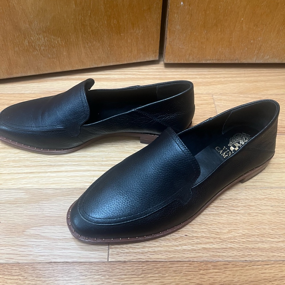 Vince Camuto Cretiniam Leather Black Loafers, W7